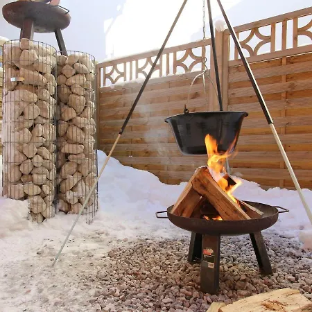 شاليه Modern Chalet In With Jacuzzi كابرون